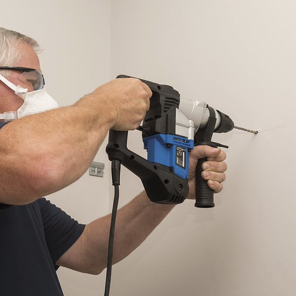 Draper Storm Force 230V SDS+ Rotary Hammer Drill | 900W (Product illustration 3)-2
