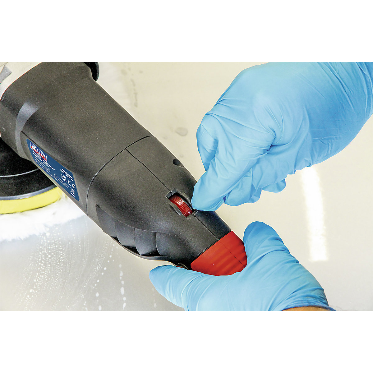 Sealey 180mm Lightweight Polisher | 1100W/230V (Product illustration 3)-2