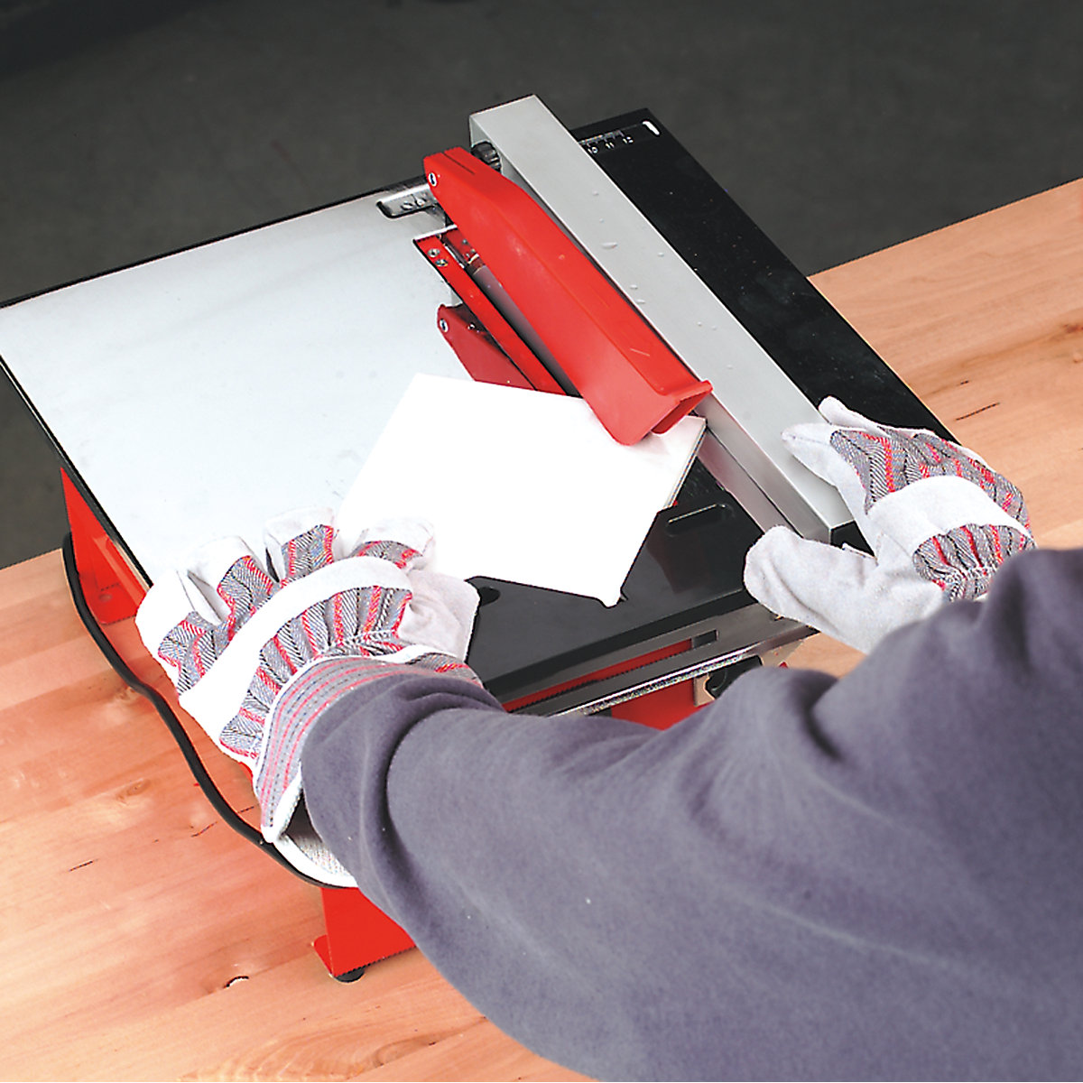 Sealey Tile Cutter | 180mm | 230V (Product illustration 4)-3