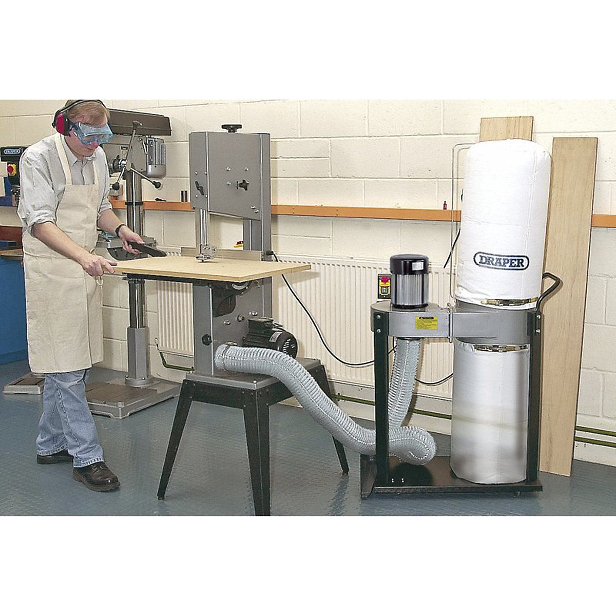Draper 55L Portable Dust/Chip Extractor | 750W (Product illustration 2)-1