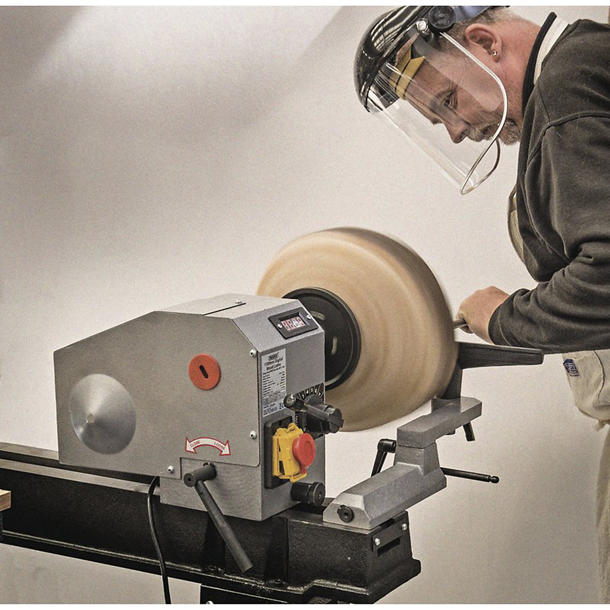 Draper Variable Speed Wood Lathe with Digital Display | 750W (Product illustration 2)-1