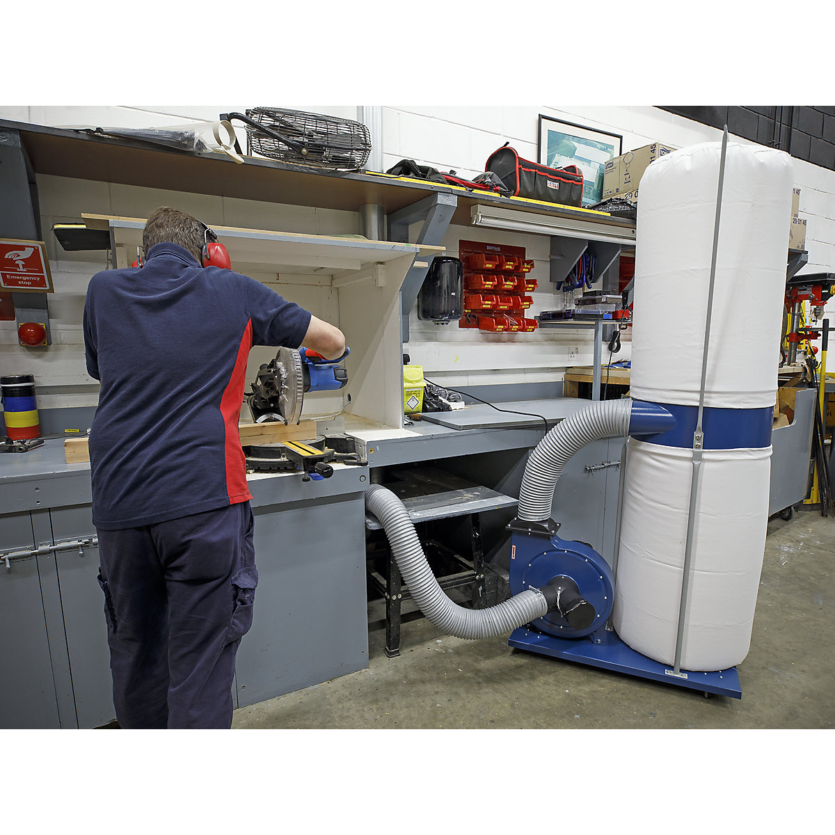 Sealey Dust & Chip Extractor | 2hp | 230V (Product illustration 4)-3