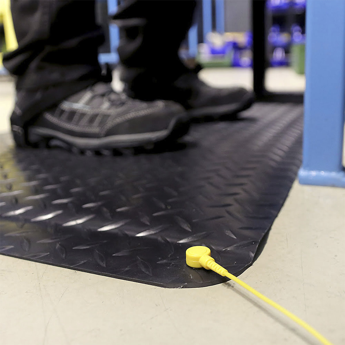 COBA Europe Deckplate Anti-Static Mat (Product illustration 4)-3