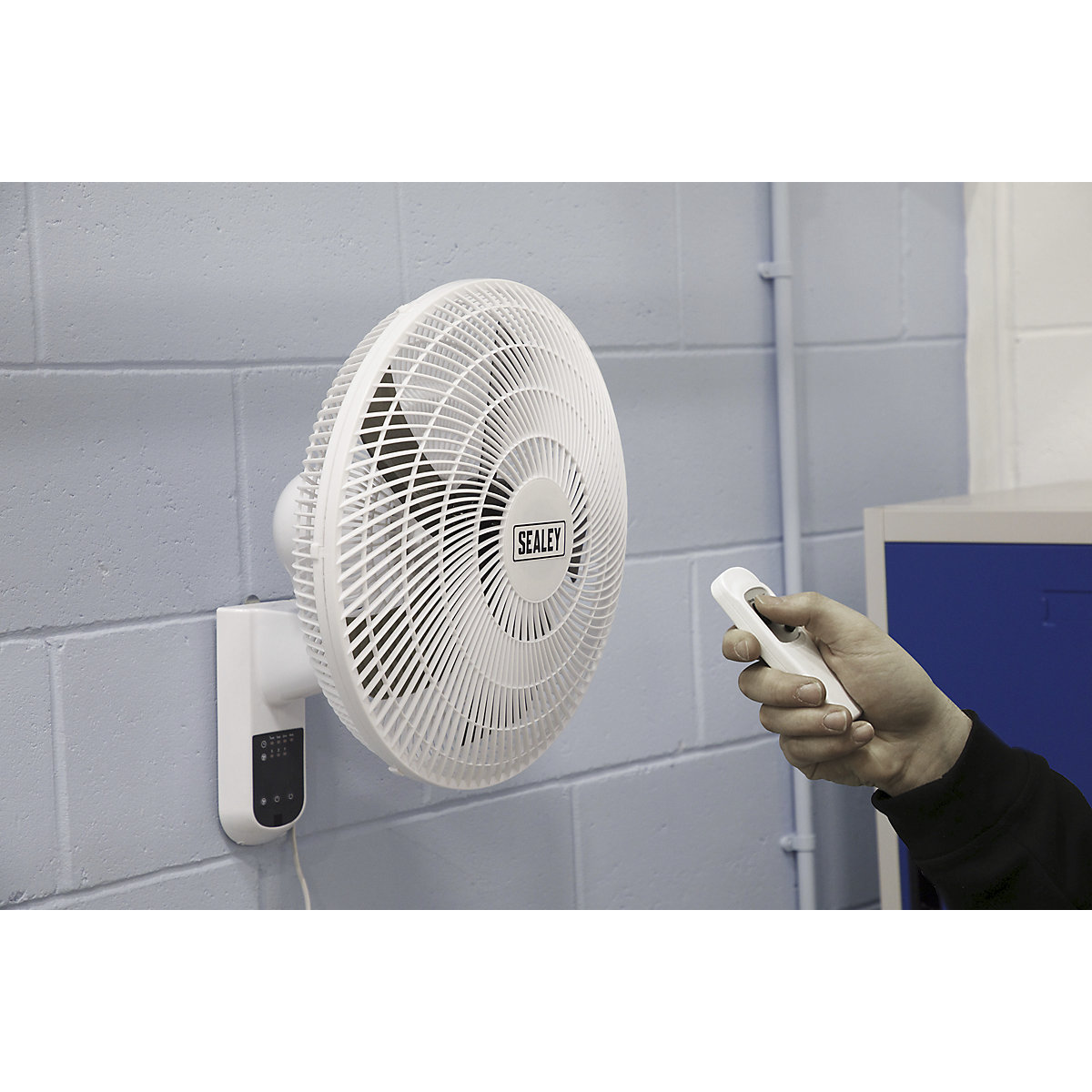 Sealey Wall Fan with Remote Control | 3-Speed | 18" (Product illustration 5)-4