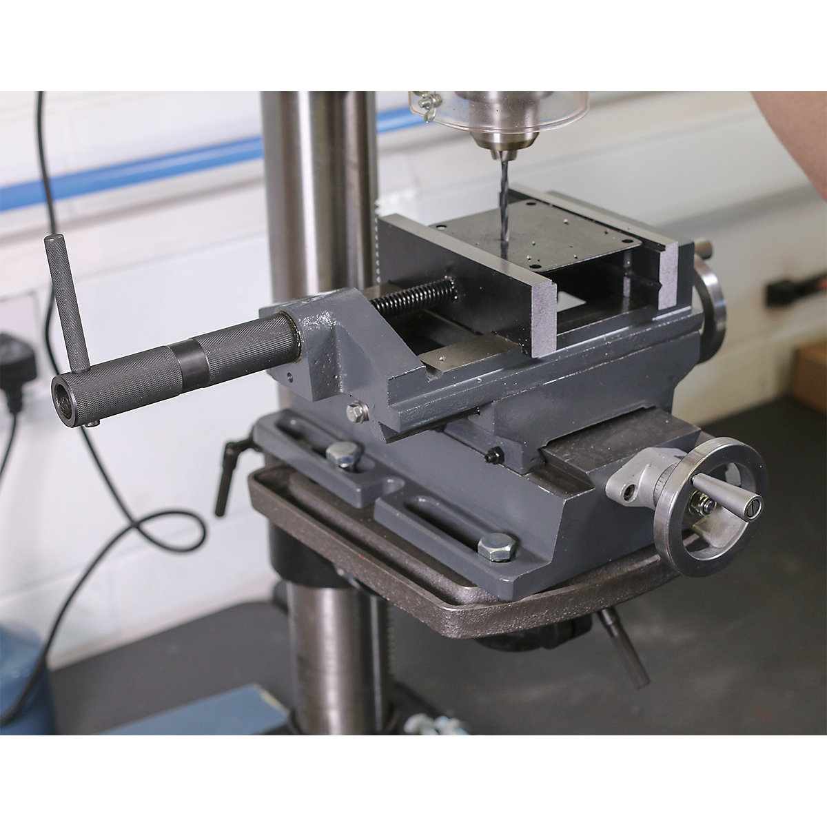 Sealey Professional Cross Vices (Product illustration 4)-3