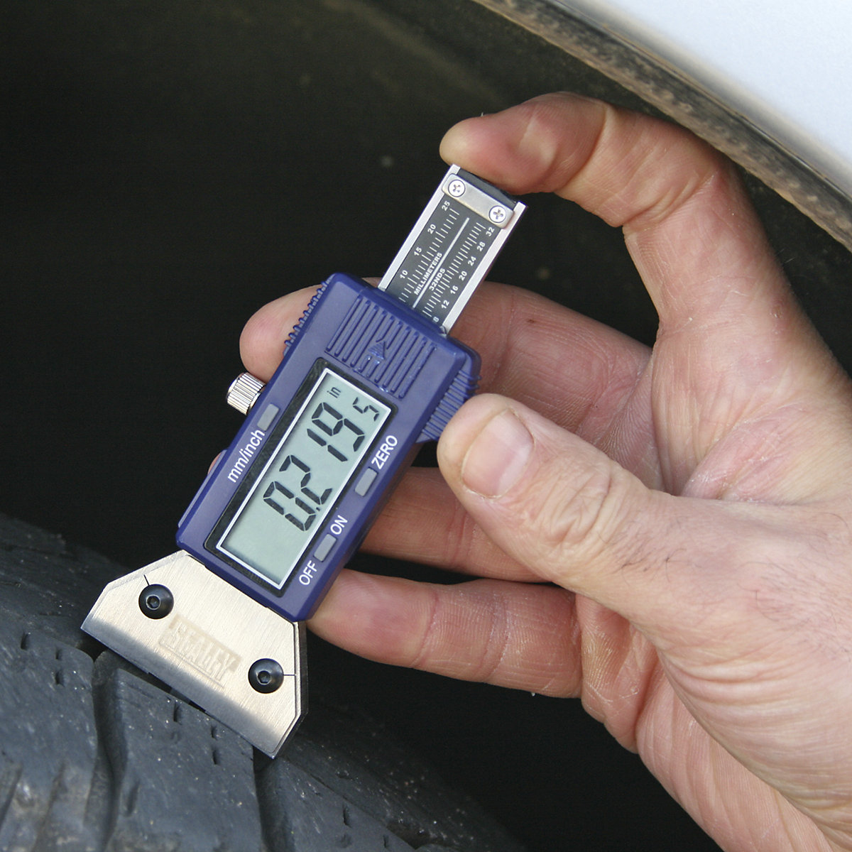 Sealey Digital Tyre Tread Depth Gauge | LCD Display (Product illustration 2)-1