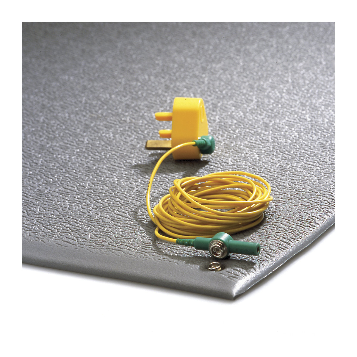 COBAstat anti-fatigue matting, conductive – COBA, with earthing cable, cut to size, width 900 mm, per m-0