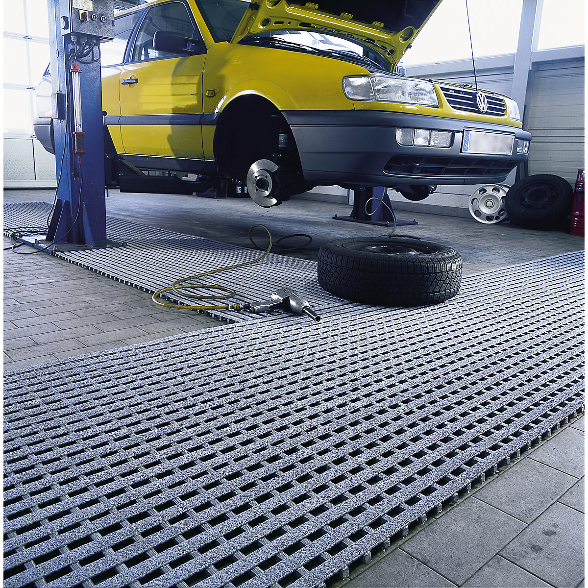 Industrial grid mat, extremely slip resistant (Product illustration 4)-3