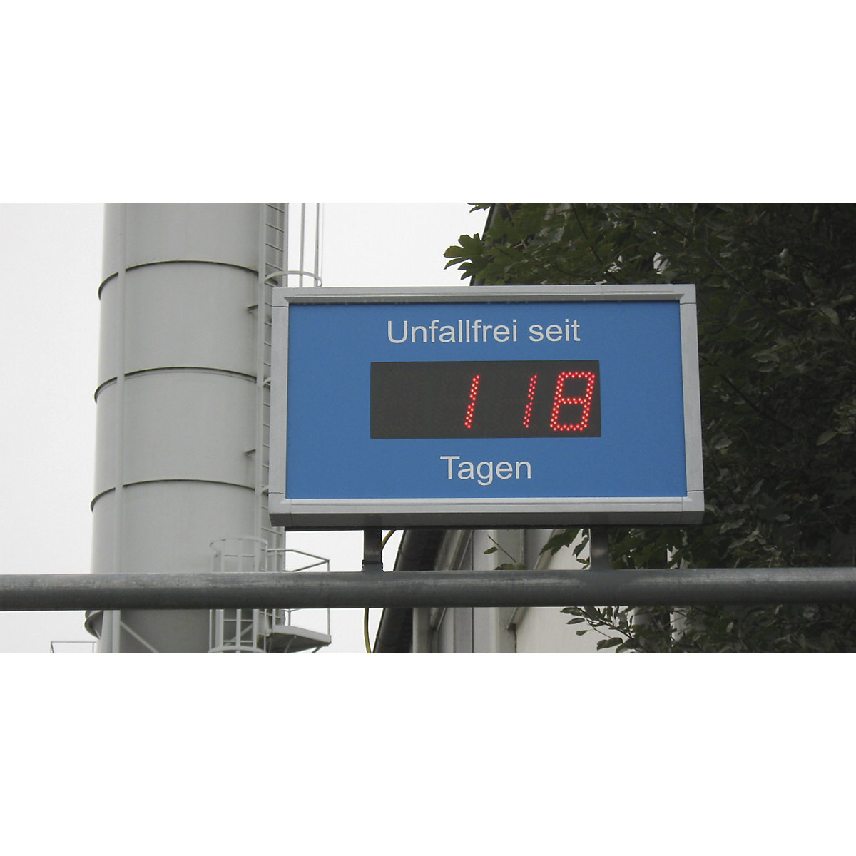 Outdoor LED display, days without an accident (Product illustration 3)-2