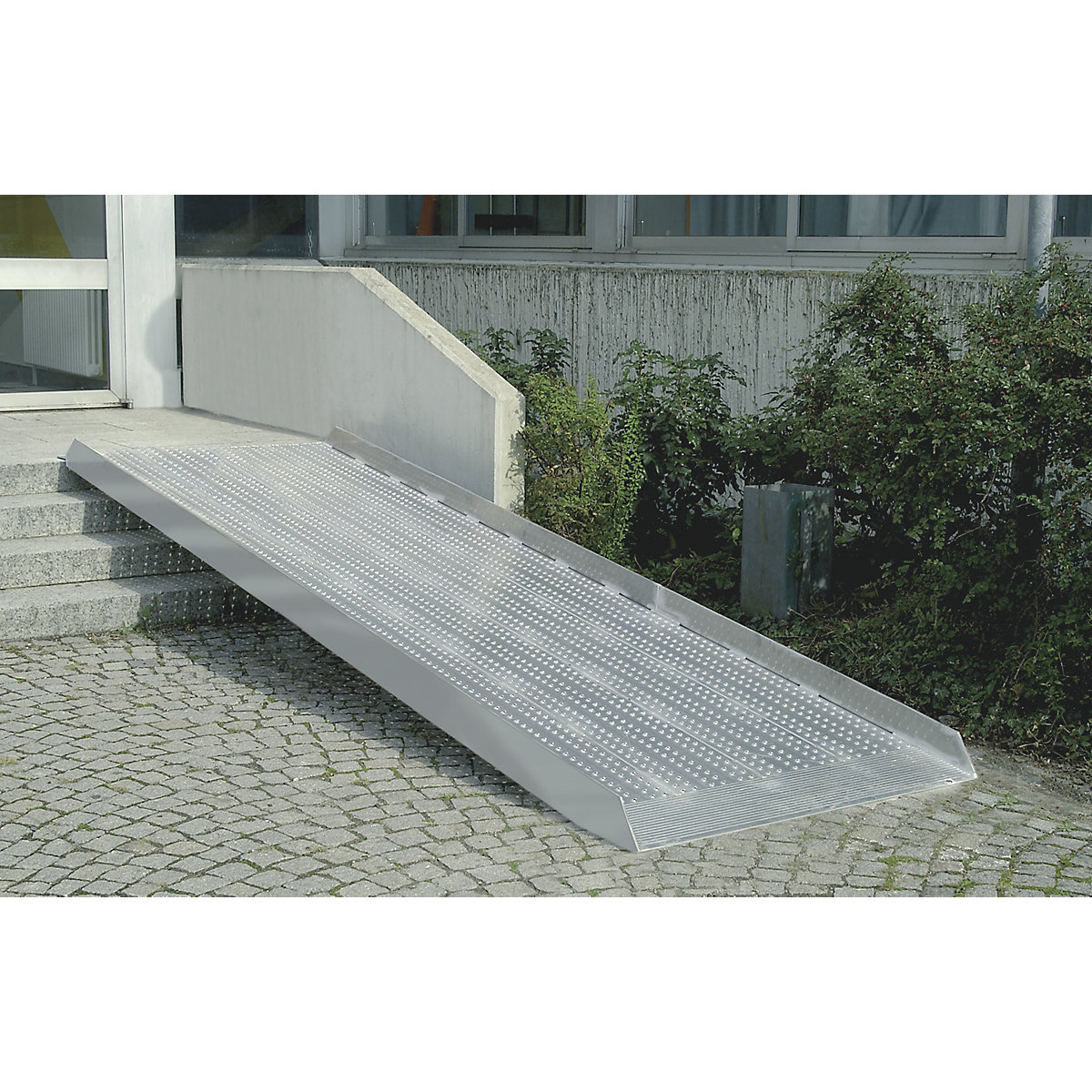 Rampa pro schody, protiskluzová, šířka 1215 mm, délka 3990 mm-1