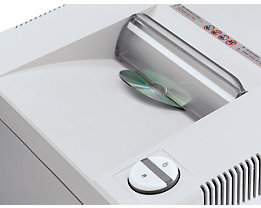 Elektronische Sicherheitsklappe für sicheres Vernichten – auch von CDs (abhängig von Schnittart).
