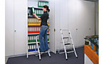 Escabeau pliable en tube d'acier
