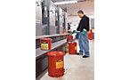Safety disposal can made of sheet steel