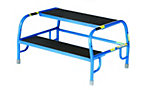 Safety machine steps with rubber profile steps