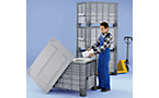 Stor beholder av polyetenplast