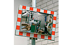 Traffic mirror