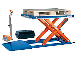 With ramp (accessory) and foot operated control unit