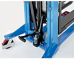 Lift via drawbar or foot pedal