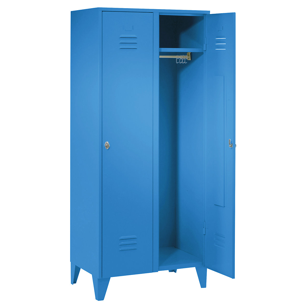 Vestiaire sur pieds à crampons – Wolf, compartiments à hauteur d'armoire, portes pleines, largeur compartiment 400 mm, 2 compartiments, bleu clair