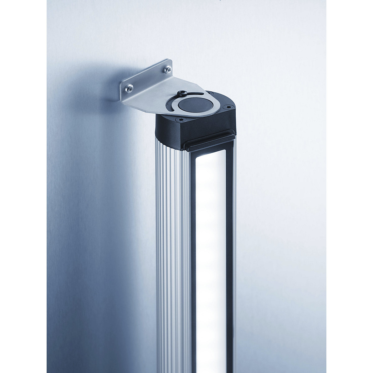 LED PLUS géplámpa – Waldmann (Termék képe 7)-6