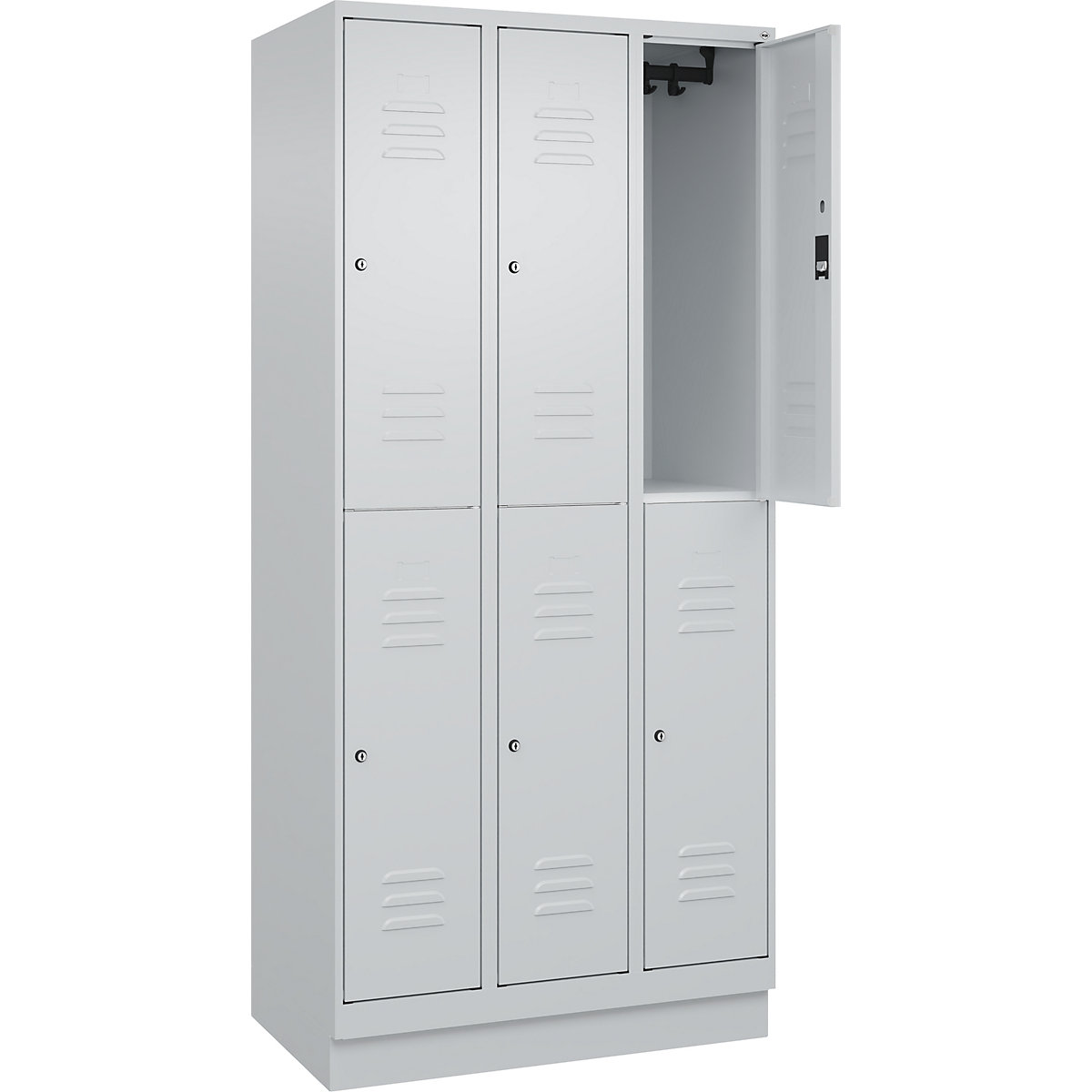 Classic PLUS kétszintes öltözőszekrény – C+P, 3 fülke, világosszürke, ma x szé 1950 x 900 mm, lábazattal, hengerzárral-156