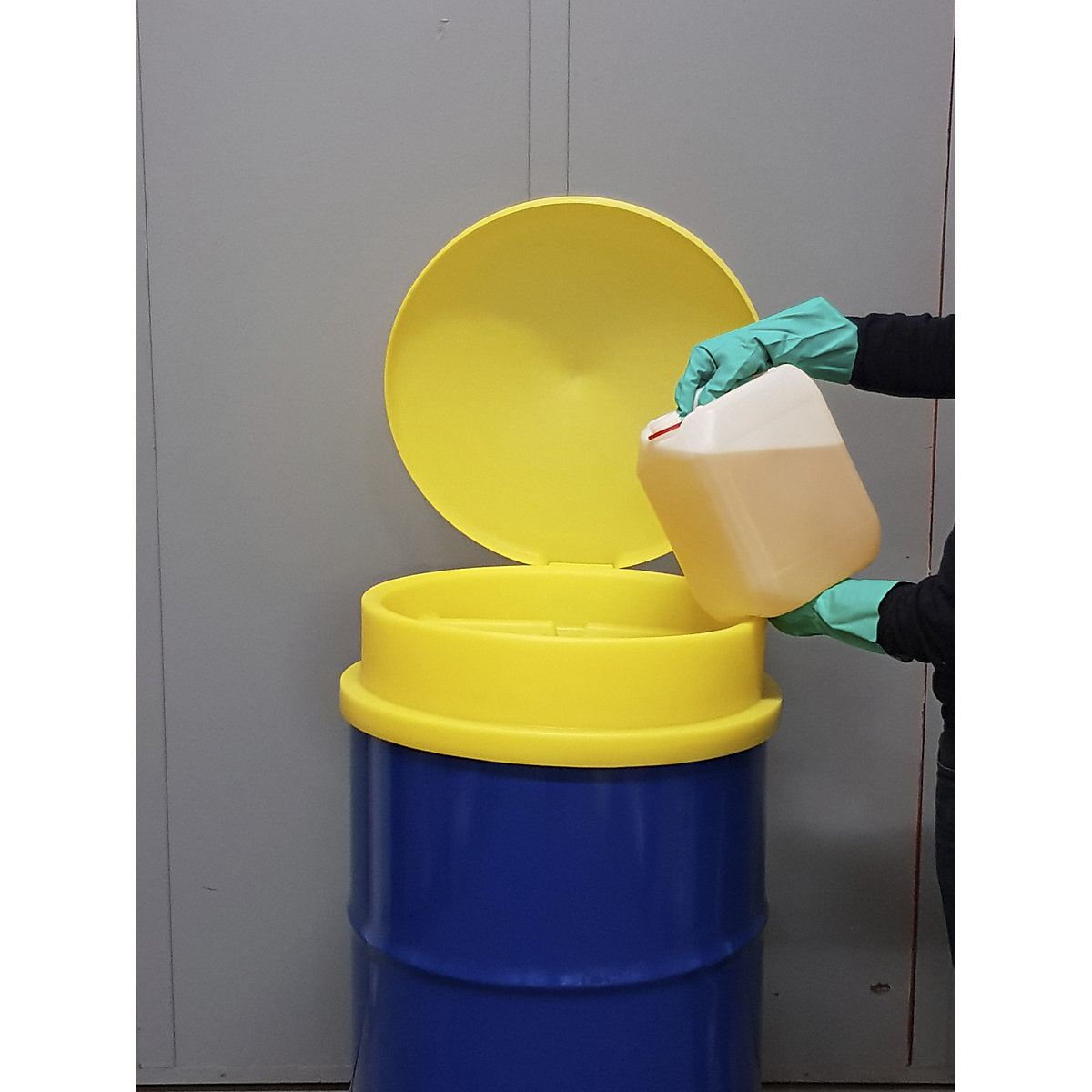 Sudový lievik z PE – eurokraft basic (Zobrazenie produktu 3)-2