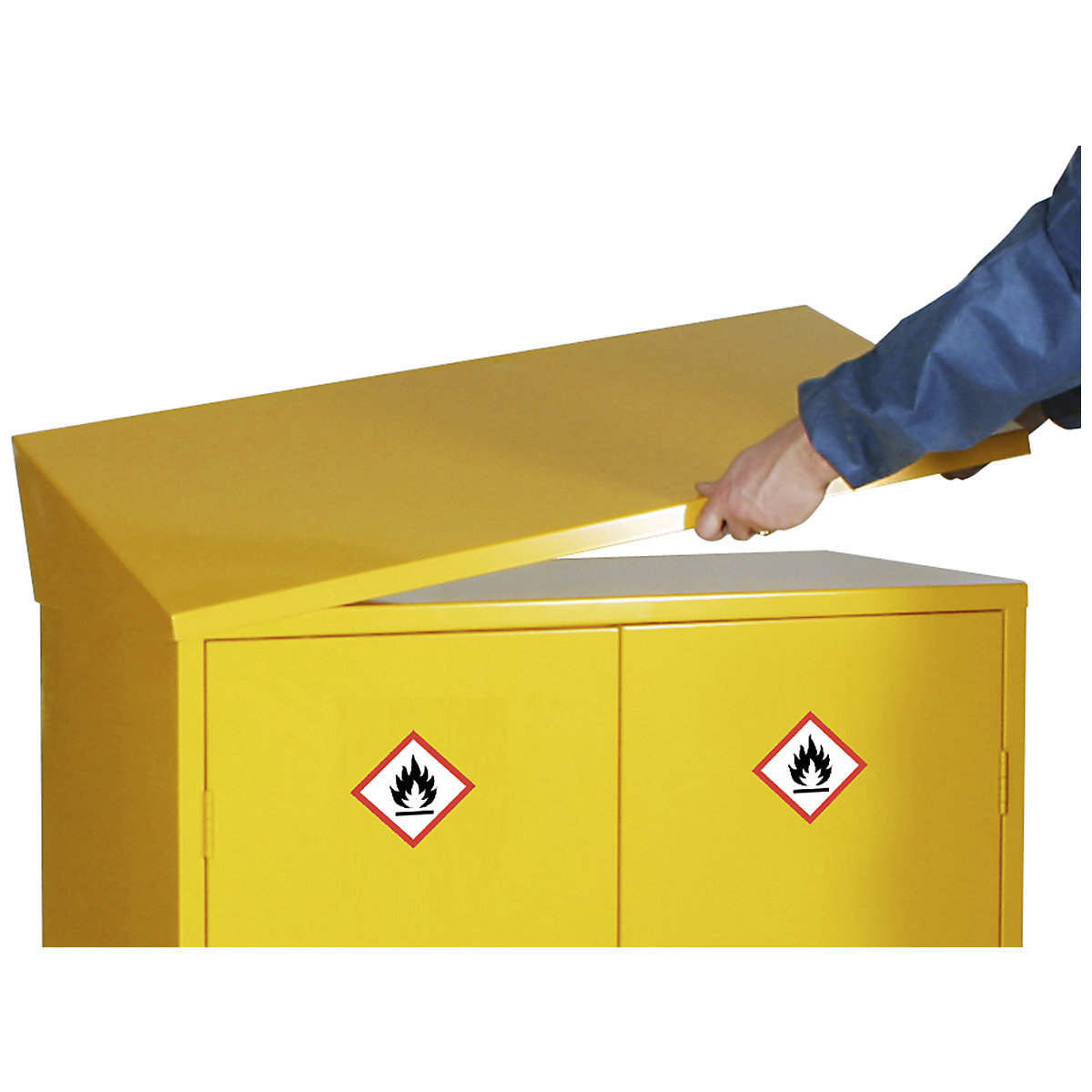 Elite Hazardous Substance Storage Cabinet Sloping Top Add-On | 150h x 915w x 457d mm