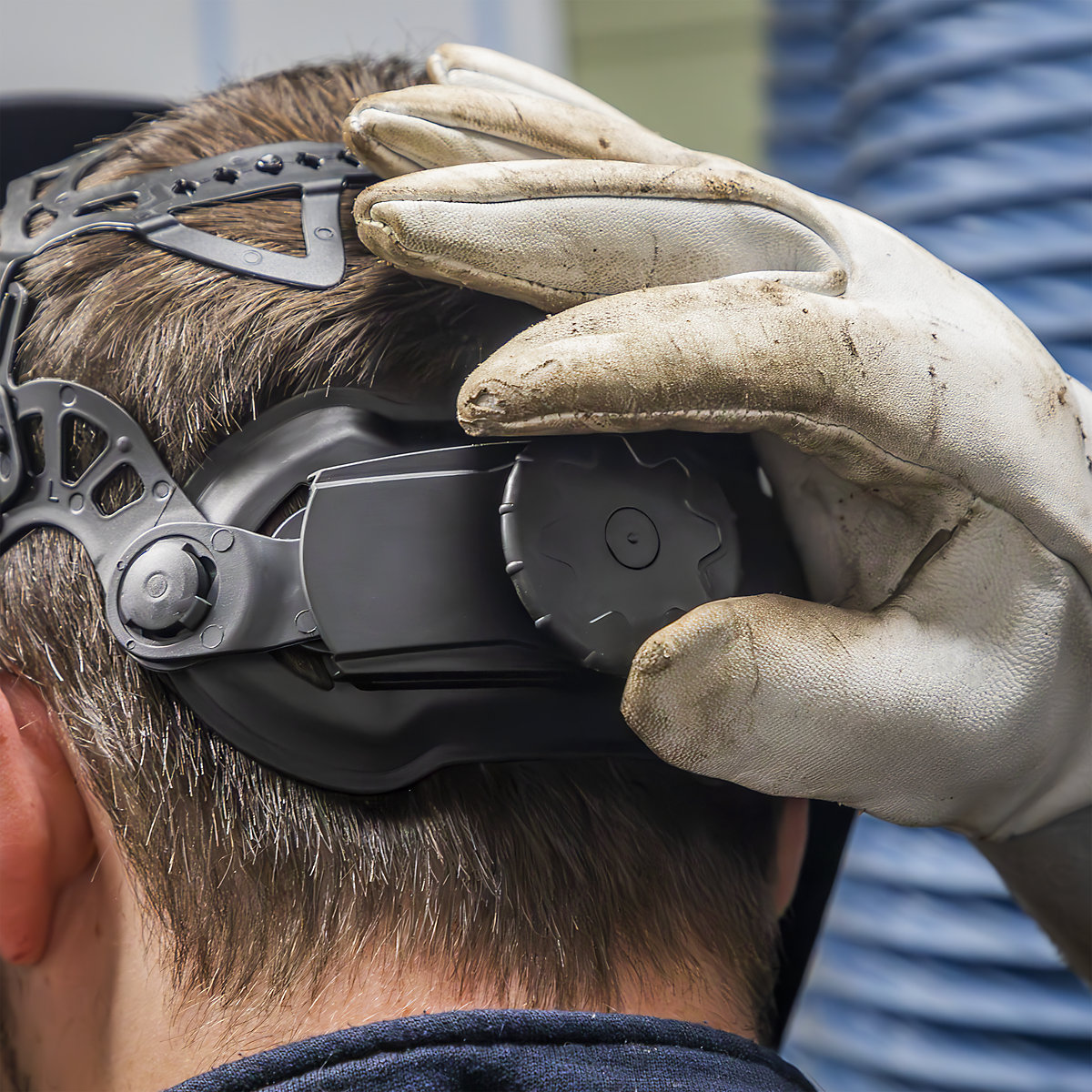 Sealey Auto Darkening Solar Powered Flip-Up Welding Helmet | Shade 9-13 (Product illustration 7)-6