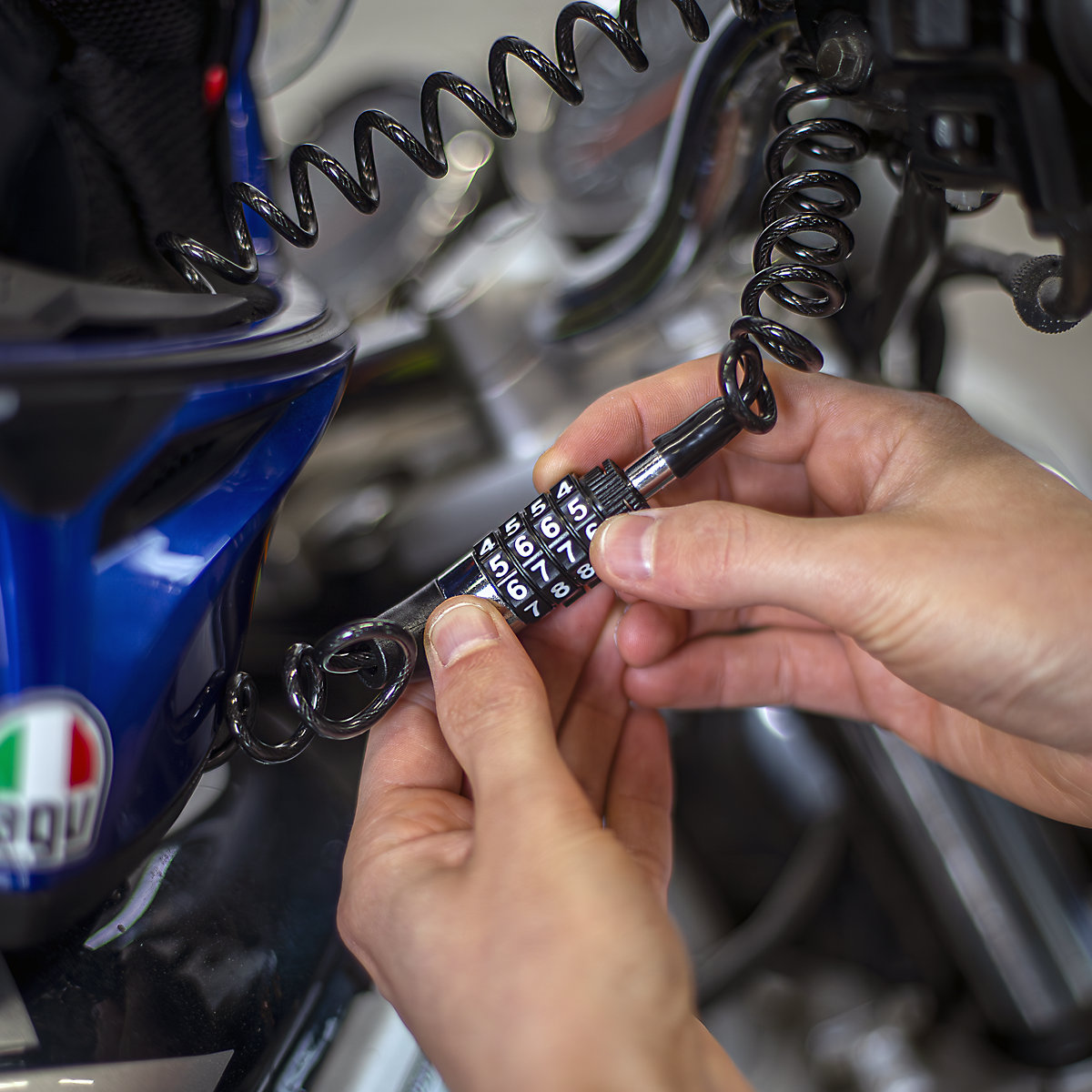 Sealey Helmet Gear Cable Lock (Product illustration 5)-4