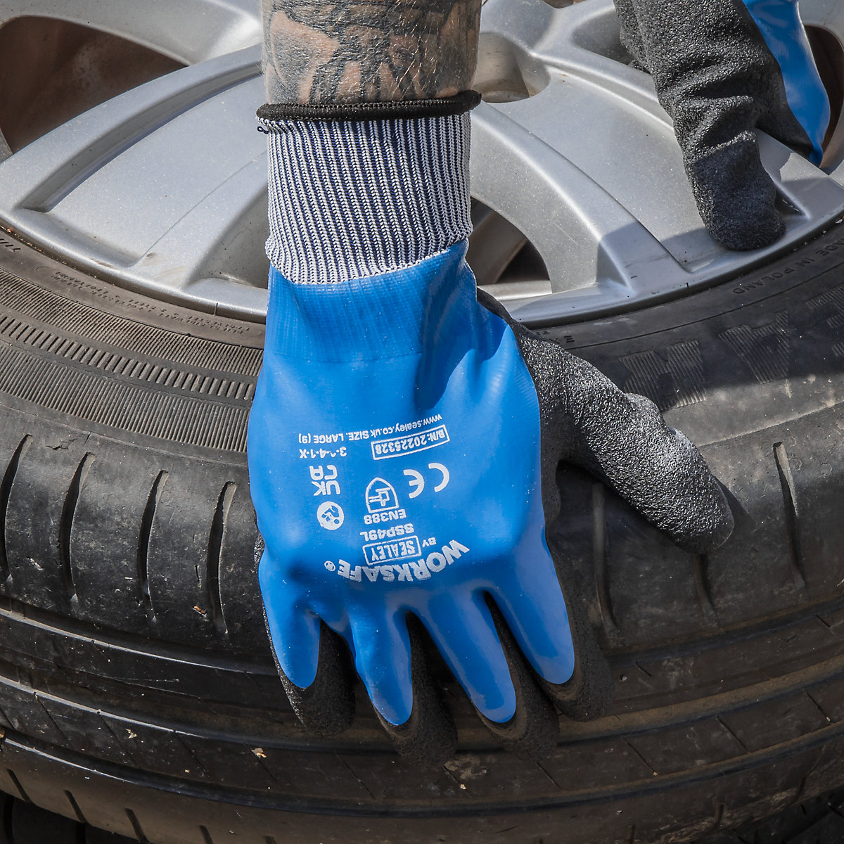 Worksafe® Waterproof Latex Gloves (Product illustration 5)-4