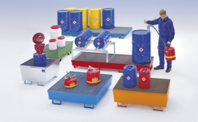 Stahl-Auffangwanne für Gefahrstofflagerung – ideal für entzündliche Flüssigkeiten