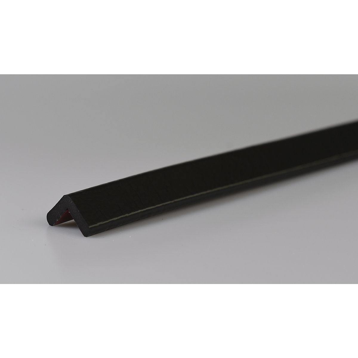 Knuffi®-hoekbescherming – SHG, type E, stuk van 1 m, zwart-18