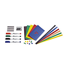 diversi pennarelli, cancellino e magneti