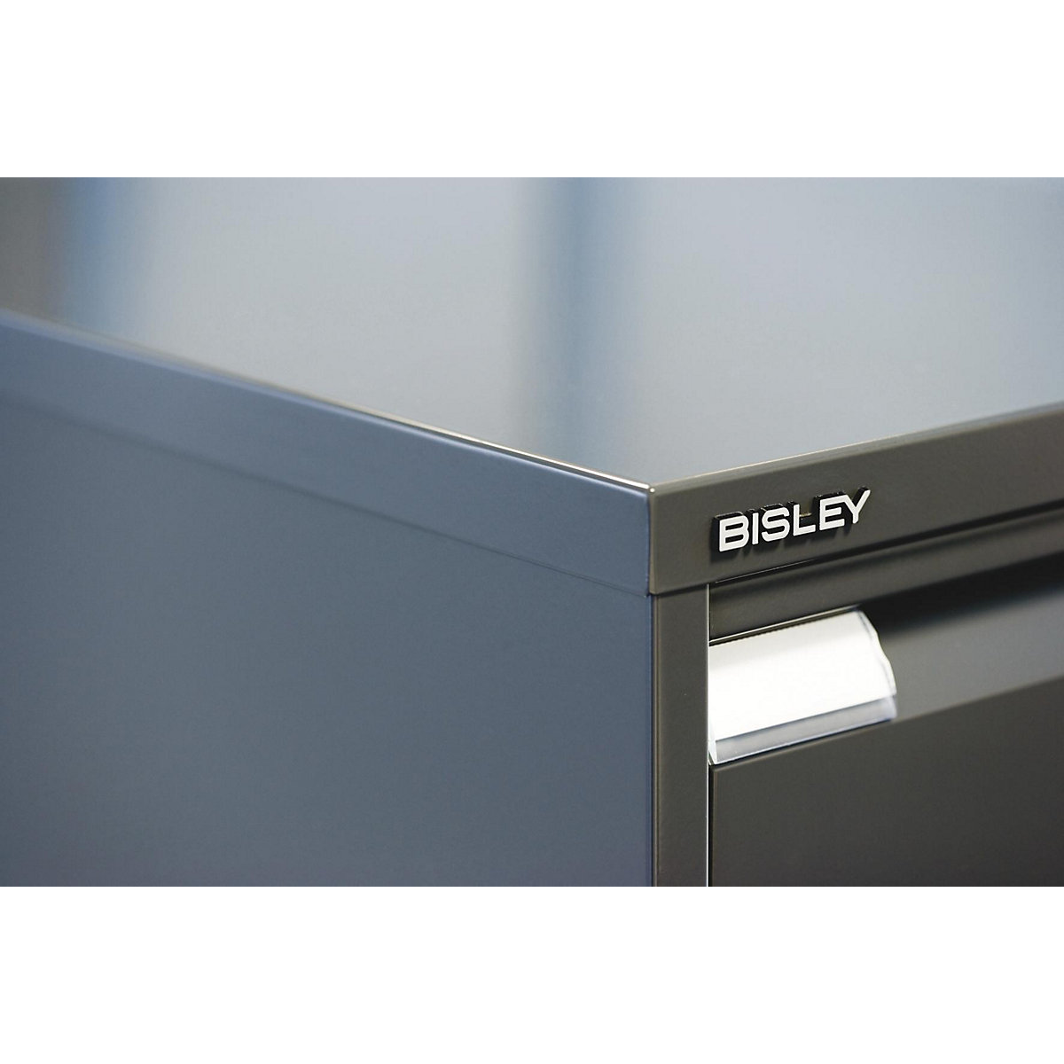 Label window – BISLEY