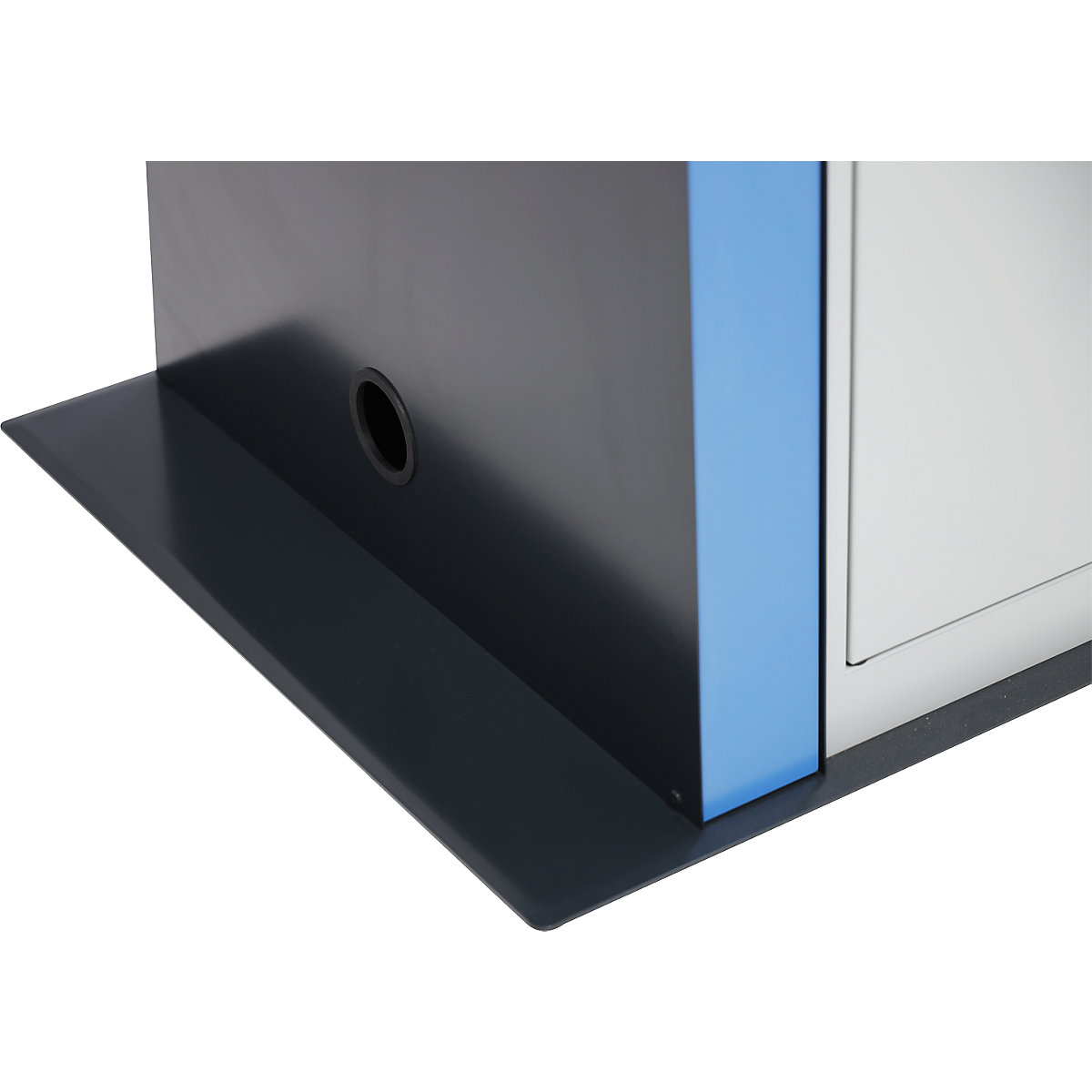 Armadio per computer – eurokraft pro (Foto prodotto 2)-1