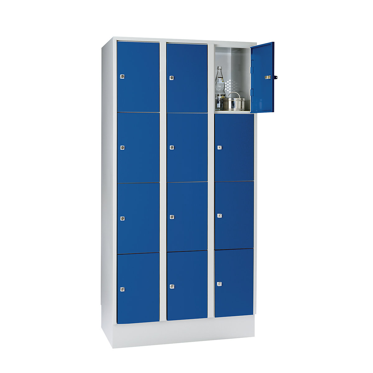 Wolf – Armario de compartimentos bajo llave, con zócalo, 12 compartimentos, 300 mm, gris luminoso / azul genciana