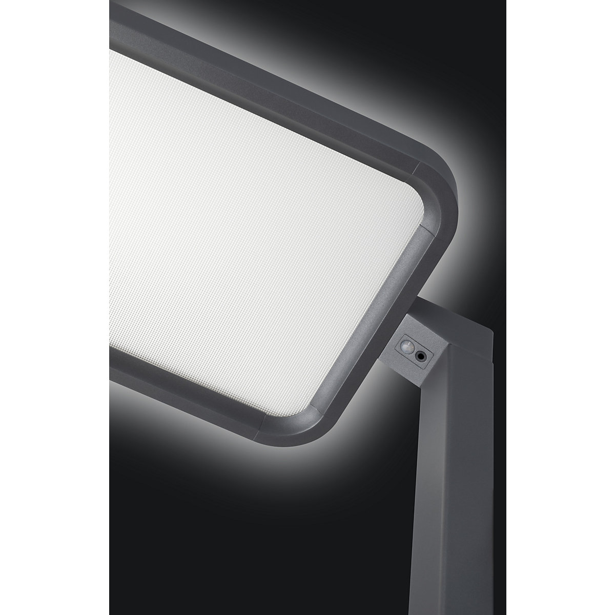 Lampada LED a stelo SAPHIR – Hansa (Foto prodotto 4)-3