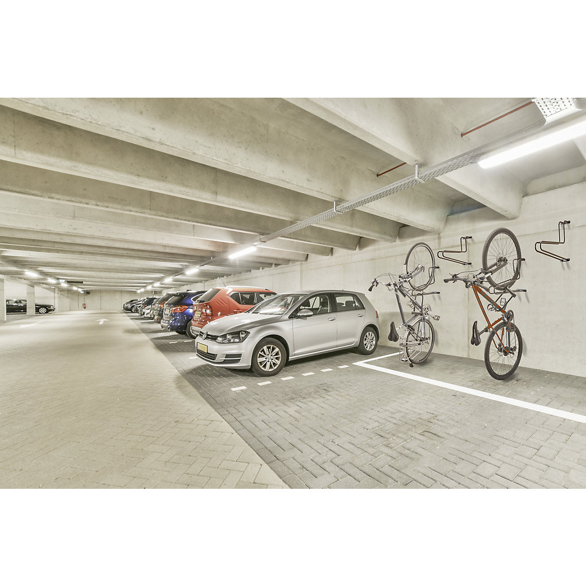 Vertikaler Wandfahrradhalter Mottez (Produktabbildung 9)-8