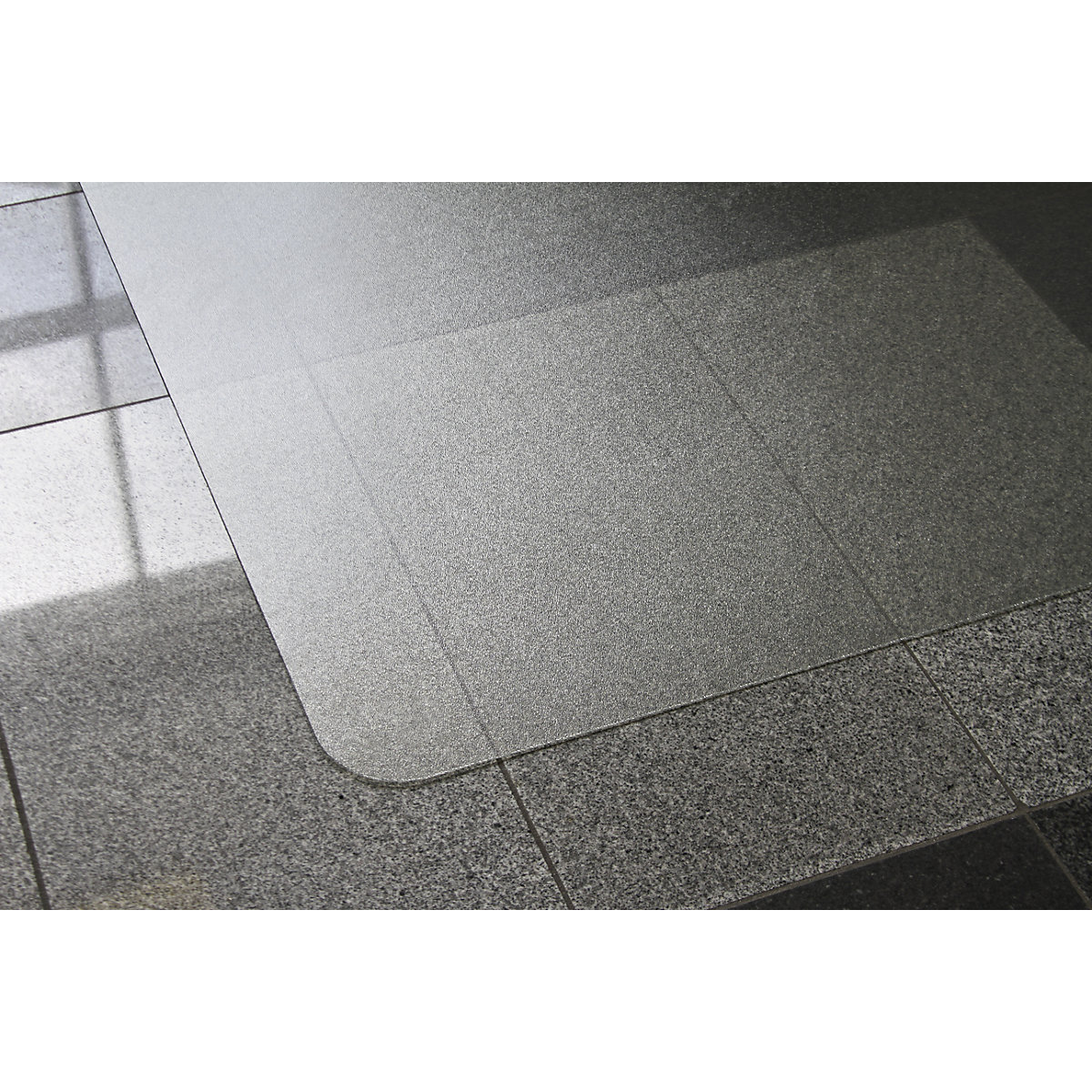 Bodenschutzmatte aus PET, für glatte und harte Bodenbeläge, 1200 x 900 mm