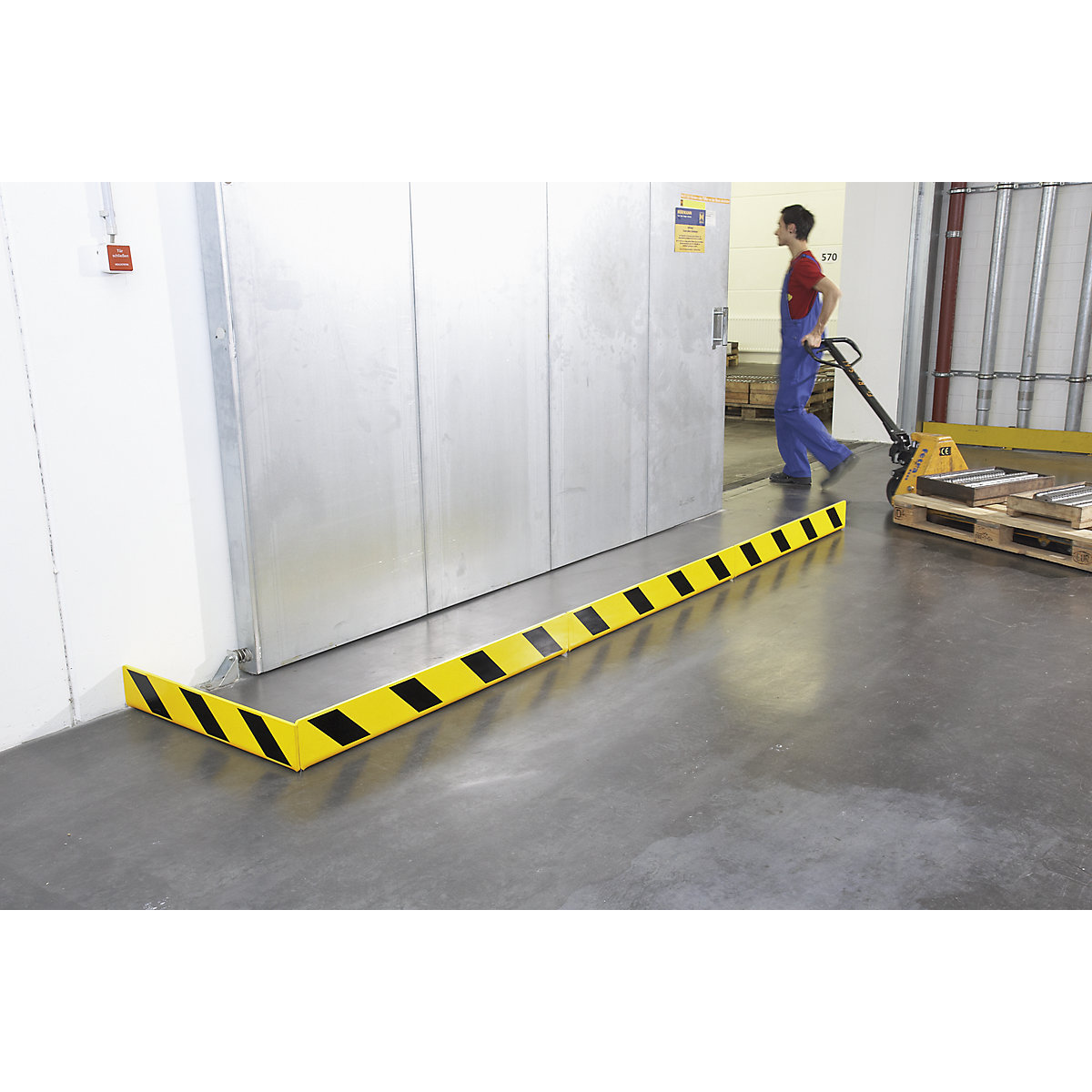 Collision protection guide barrier, steel (Product illustration 2)-1