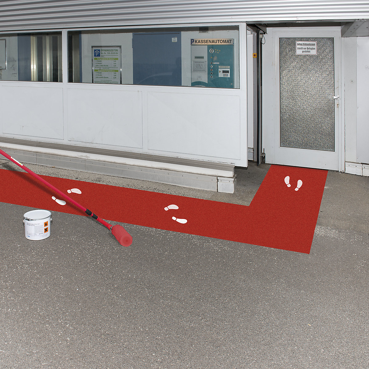 Outdoor marking paint, capacity 5 l, traffic red RAL 3020-4