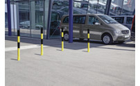 Barrier post made of steel tubing, flexible