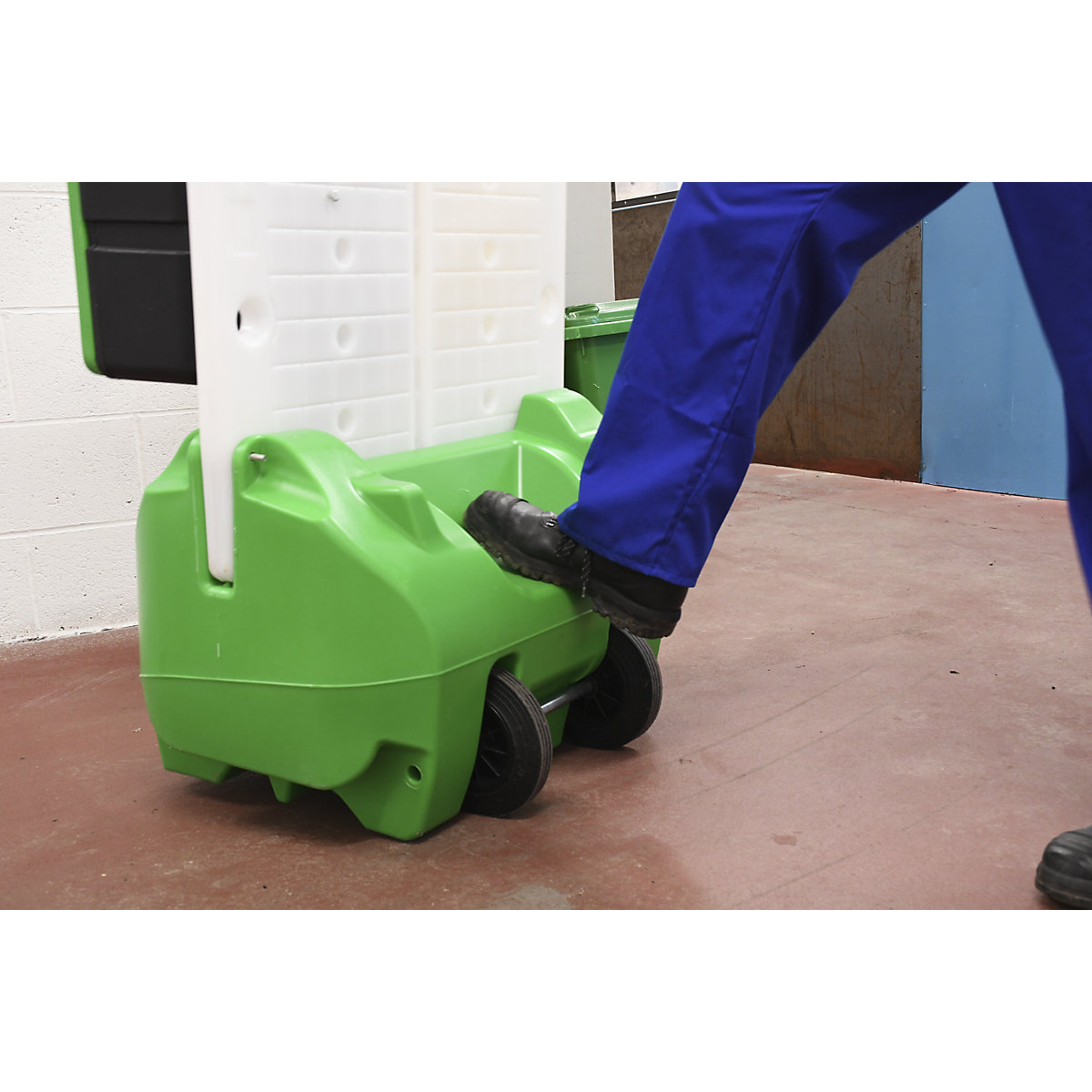 Mobiel servicestation SAFETY POINT (Productafbeelding 14)-13