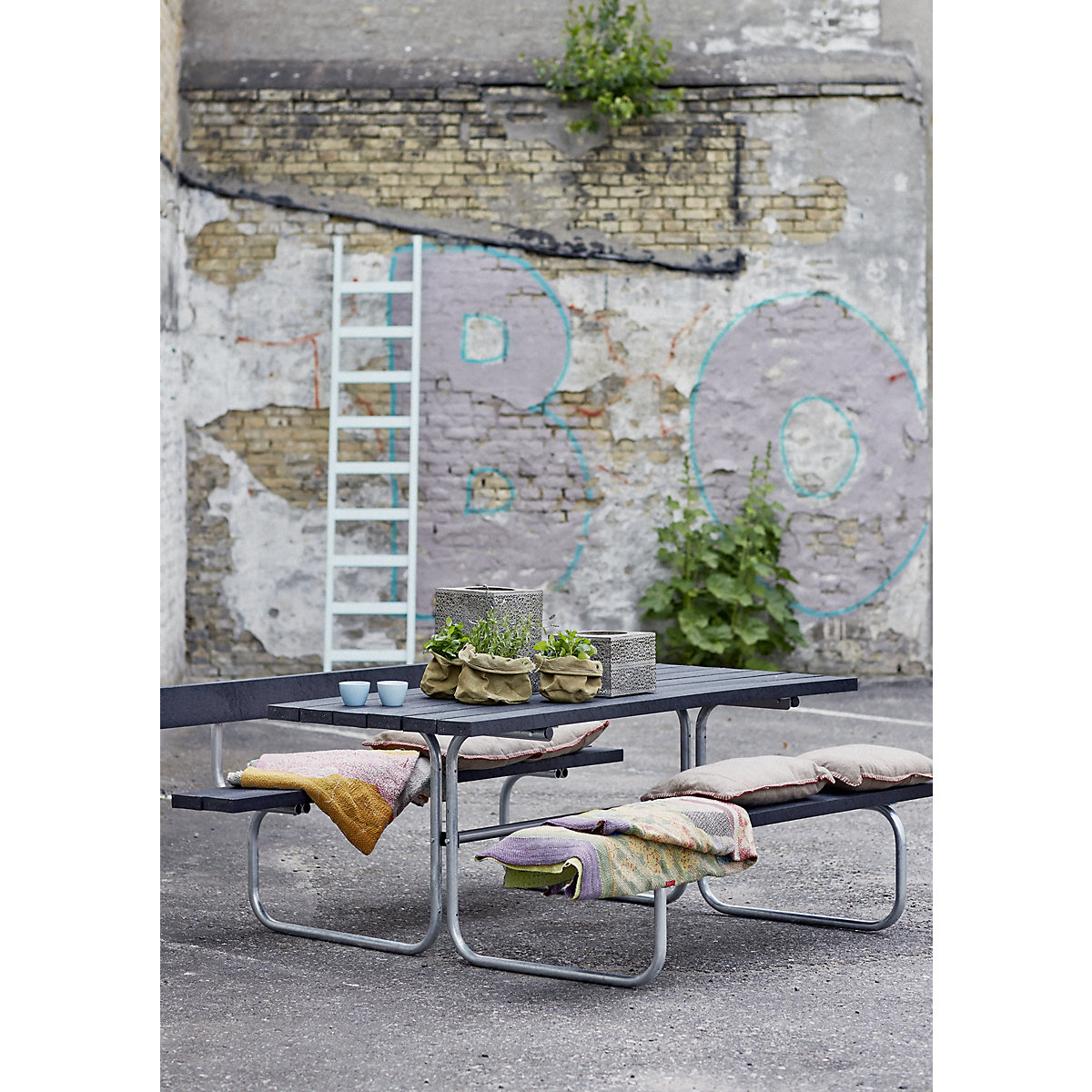 Kaiserkraft Group Bench 1770mm Black 9