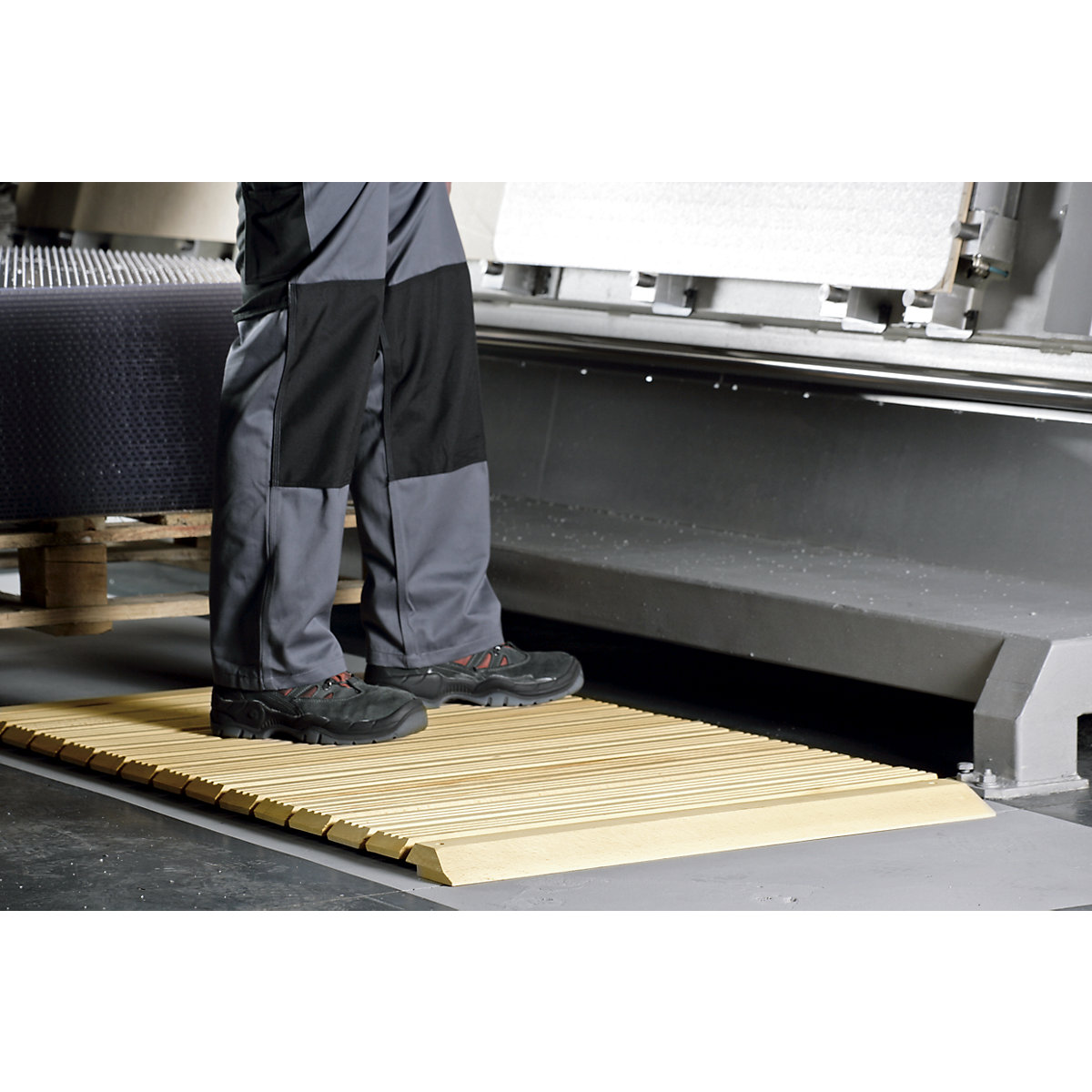 Holzlaufrost Yoga, Buche hell, pro lfd. m Miltex (Produktabbildung 2)-1