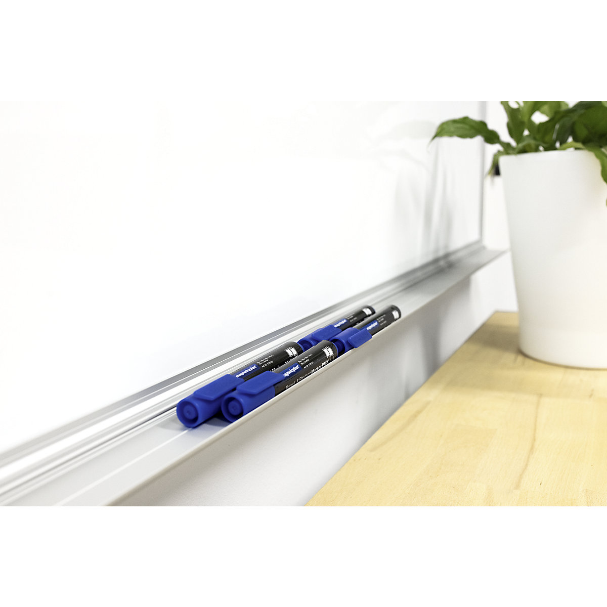 Zestaw z białą tablicą typu SP – magnetoplan (Zdjęcie produktu 5)-4