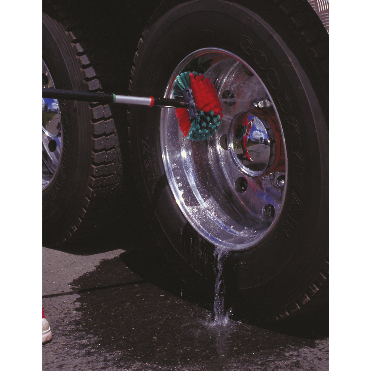 Wheel rim brush – Vikan (Product illustration 3)-2
