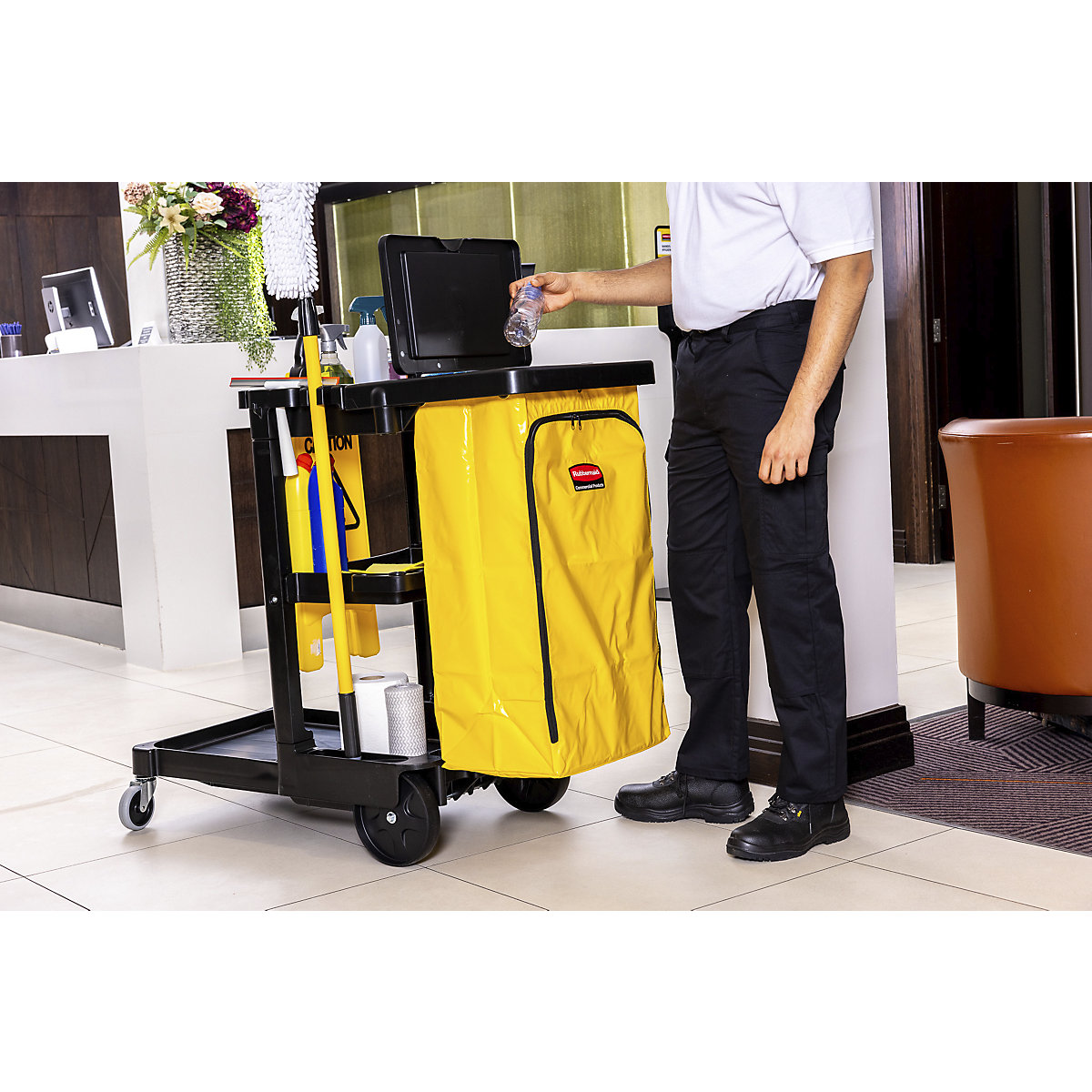 Cleaning trolley – Rubbermaid (Product illustration 3)-2