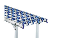 Skate wheel conveyor with steel frame, plastic skate wheels