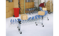 Flexible roller conveyor